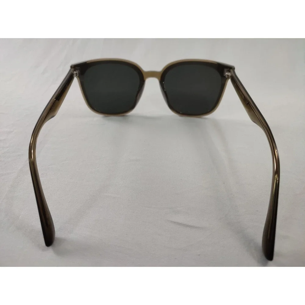 Gentle Monster LIBE KC1 Sunglasses Translucent Khaki Grey Square Flatba Frame‎
